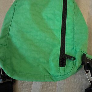 Baggu Sport Crossbody in Aloe